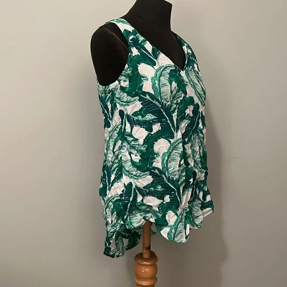 Green Tropical Hi-Low Tank Top - Picture 2 of 5